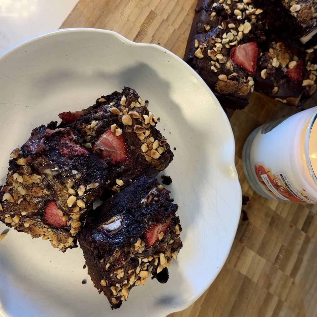 Kinder Bueno Hazelnut Strawberry Brownies